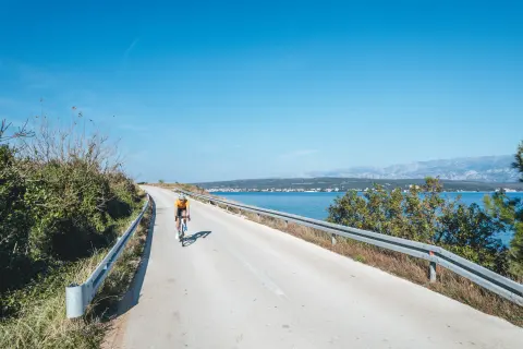 ROAD Poličnik 2