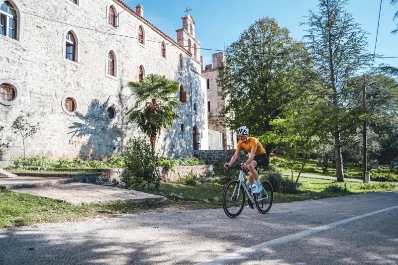 Manastir Krupa